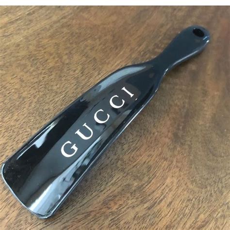 gucci shoe horn